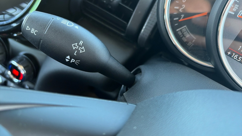 MINI Hatchback 1.5 Cooper Classic II 3dr Petrol Hatchback